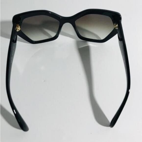 PRADA PR 16RS HERITAGE Oversized Sunglasses - Picture 10 of 11